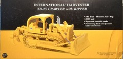 First Gear #80-0303 International Harvester TD-25 Crawler w/ROPS & Ripper HO NIB