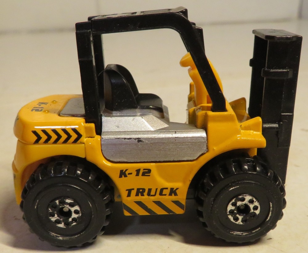 Forklift Truck Kids Toy Construction Engineering Vehicle K-12 Truck 2.5″ Long GU