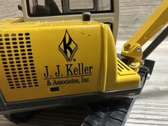 Gehl/J.J. Keller GE 602 Compact Excavator By DCP 1/25th Scale *Details*