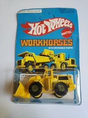 Vintage 1979 Hot Wheels Workhorses 1173 Cat Loader Construction Toy Lot of 4