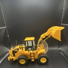 CAT Caterpillar Wheel Loader Construction Truck Toy Yellow Front End Loader
