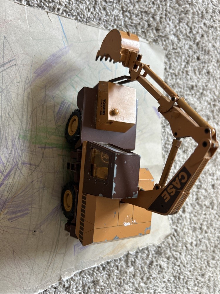 Vintage Conrad #2962 CASE 1085B Cruz-Air Excavator 1:35 Diecast West Germany