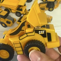 CAT WGT Construction Vehicles Lot Diecast Plastic Yellow CAT WGT Vehicle Make