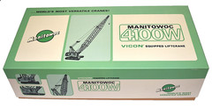 Manitowoc 4100W VICON Equip LIFTCRANE Diecast Red Model Vehicle 1:50 Scale Model