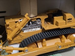 Komatsu D355A Dozer with Ripper – Diapet 1:50 Scale