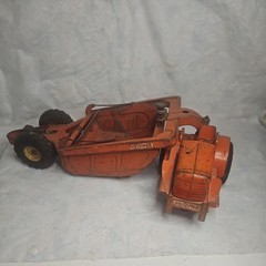 Vintage Doepke #2011 Heiliner Earth Scraper Toy
