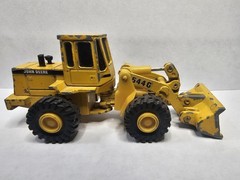Ertl 1:64 John Deere Wheel Loader Tractor 544G Used
