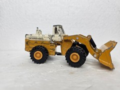 Lot of 2 ERTL Diecast International Harvester 350 Payhauler and 560 Wheel Loader