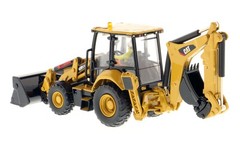 DIECAST MASTERS,CATERPILLAR 420F2 backhoe loader with driver and metal box, 1…