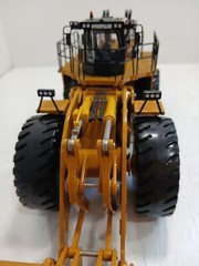 Norscot CAT 994F Wheel Loader 15-inch DieCast Model 1/50 Scale With Original Box