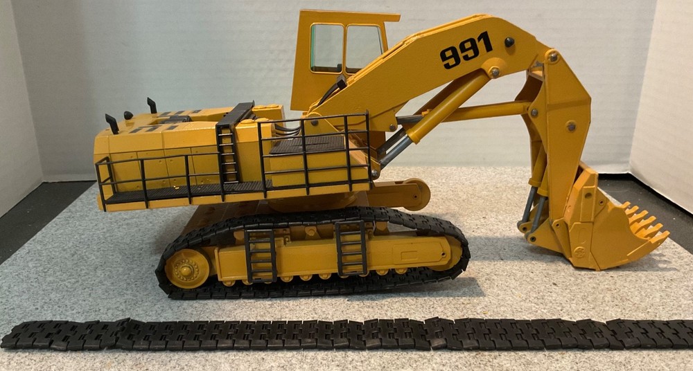 Liebherr R991 Mining Front Shovel – Conrad 1:50 Scale Diecast Model #2824