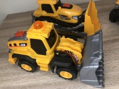 Dickie Toys Light Up Construction Trucks Lot Of 4-Dozer, Loader, Dump, Excavator