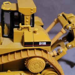 Norscot Group CAT Caterpillar D11R Track-Type Tractor Dozer, Diecast 1:50 Scale