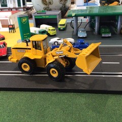 ERTL John Deere 744H 1/50 Scale 7 In Long Front End Loader