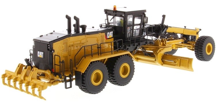 DIECAST MASTERS,CATERPILLAR 24M grader with driver ripper and metal box, 1/50…