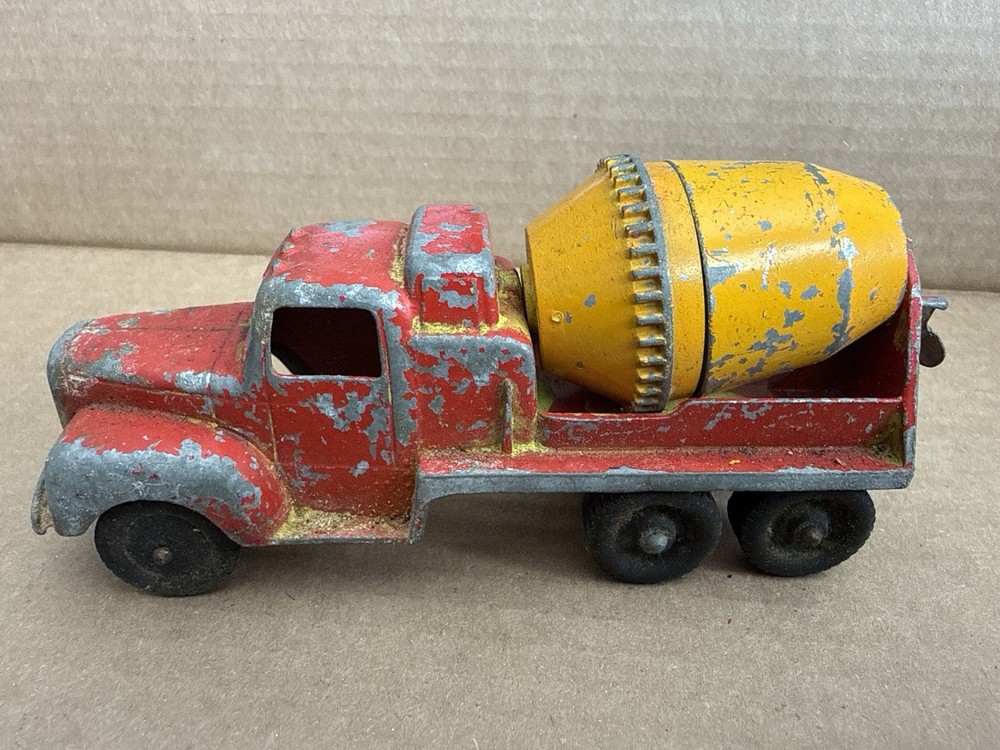 Cast Iron Red and Yellow Vintage Cement Mixer Truck Toy Construction Vehicle