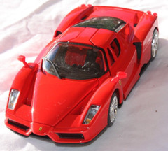 Maisto 1:24 ENZO FERRARI Die Cast Car. Nice!