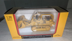 1:50 International Harvester 175 Demilition Bucket Loader With Winch 50-3072