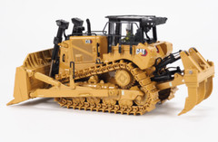 1:50 DM D8 Dozer Bulldozer Construction Machine Equipment Diecast Model