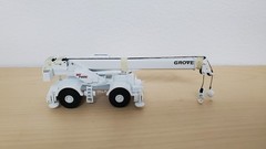 1/87 NZG 530/03 Grove RT700E Crane (White)
