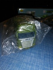 DELECTATION .DLX Semi Truck/Trailer, With Tank Arms Peacekeeping Force, NIB!