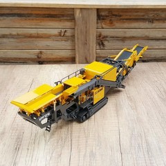 1/50 Scale XCMG XPF1214 Mobile Impact Crushing Station Diecast Model