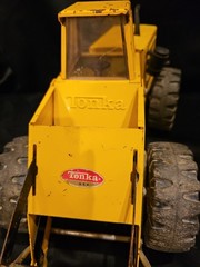 Vintage Mighty Tonka Loader Construction Toy 3920 w/ original Box Pressed Steel