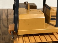 1987 ERTL CASE 2057 BULLDOZER MODEL TOY