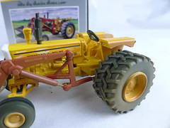 1:64 SpecCast ​CUST 1958 Toy Tractor Times MM G 750 Loader Duals Diecast Model