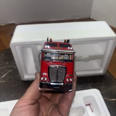 Twh 1/50 Drake Kenworth K200 Prime Mover Red But Box Says White?