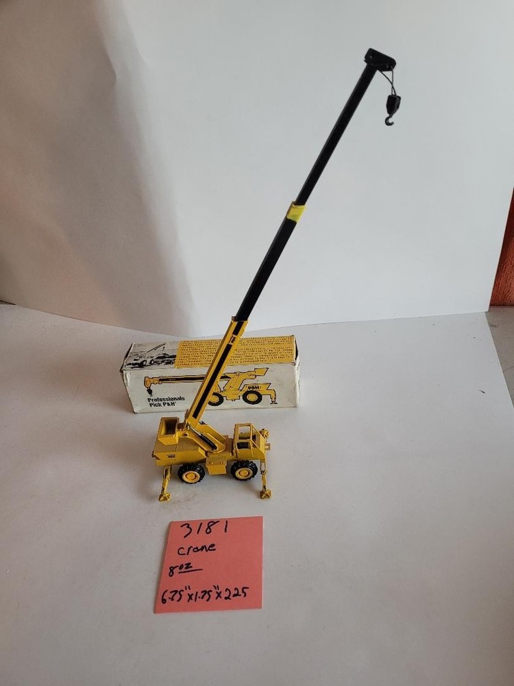 P&H Rough Terrain Crane Die-Cast Construction Equipment Model «Professionals Pic