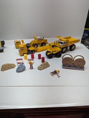LOT OF 18 Construction Toys Trucks Men at Work Sign Rocks Steel Rolls Toy Set