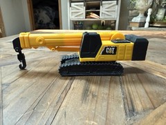 CAT Crawler Crane Construction Toy Vehicle Plastic Yellow/Black