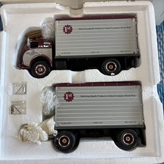 First Gear 1953 White 3000 Freight Truck w/Trailer Diecast 1/34 w/Box Preowned