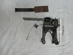 ODD RARE VINTAGE H.O. DIE CAST MOTORIZED CRANE / COAL LOADER FOR RESTORATION