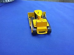 Vintage Tootsie Toy Caterpillar Diesel Bulldozer Tractor w/Blade 4″ Long