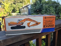 1/40 HITACHI EX 200 Excellent Excavator By Shinsei New In Box