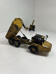 Custom Diecast Masters 1/64 Cat Construction Lot 4pc Set READ DESCRIPTION