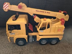 Bruder Tele-Crane TC-4500 Construction Toy Truck Germany Preowned *Missing Hook*