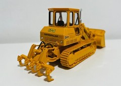 Resin 1/50 CAT 977L Trackloader – Custom Built by Fankit Models