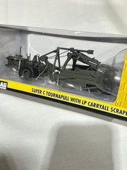 U.S. Army Le Tourneau Super C Tournapull With LP Carryall Scraper 1/50th Scale