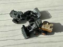 ERTL Front Loader Payloader 560 Diecast 1/50? Scale Diecast Metal Two Listed