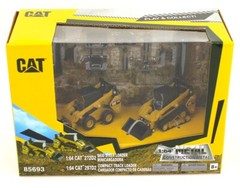 1:64 DIECAST MASTERS CATERPILLAR CAT 272D2 & 297D2 SKIDSTEER Set w/Attachments