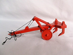 }MBM Model Cable Tow Ripper with 3 shanks – RED – 3D 1/48-1/50 (009)