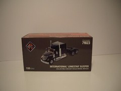 DIECAST MASTERS 1/50 BLACK INTERNATIONAL LONESTAR TRACTOR SAME SCALE FIRST GEAR
