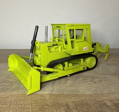Terex 82-50 NZG Diecast Bulldozer Green Vintage 1:40 Crawler Excavator
