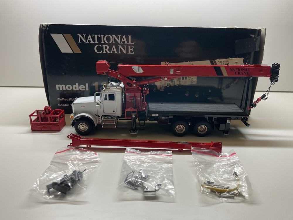 1/50 Sword/ TWH National Crane Series 1300H 1:50 Scale Diecast Red/White