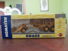 FIRST GEAR 1/50 KOMATSU IOWA GD655 MOTORGRADER W/SNOW EQUIPMENT – NIB