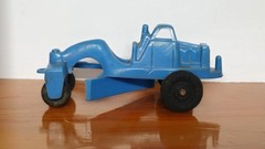 Manoil Hard Plastic Grader Construction Vehicle, P11 Rubber Wheels