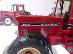1:32 SCHUCO CASE International 1455 XL Tractor Farm Machine Diecast Model